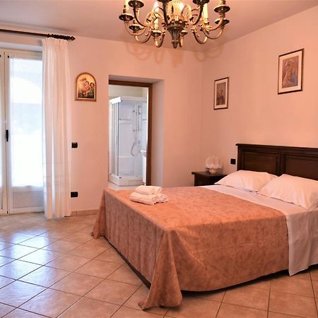 Appartamento A Casa Di Anna La Morra Esterno foto