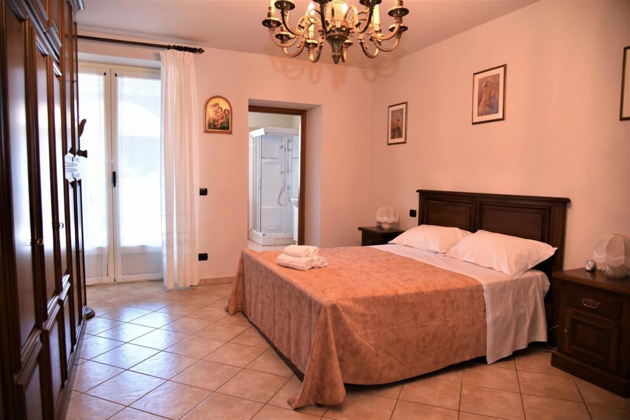 Appartamento A Casa Di Anna La Morra Esterno foto